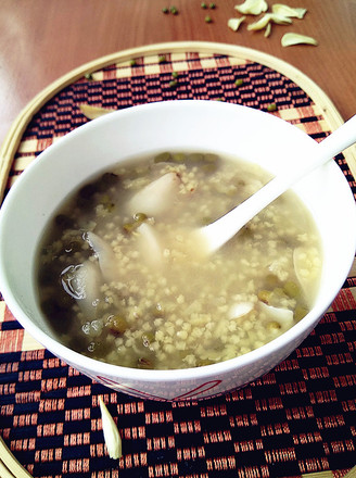 Lily Millet Mung Bean Congee recipe