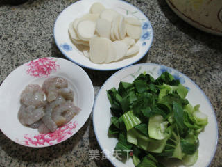 Stir-fried Rice Cake with Shrimp and Green Vegetables recipe