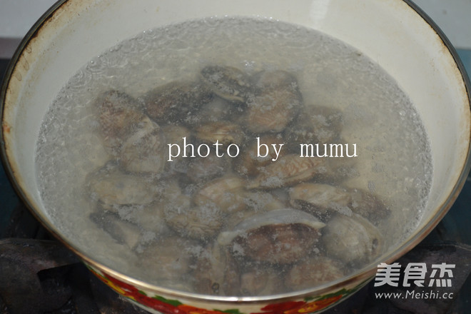 Loofah Clam Soup recipe