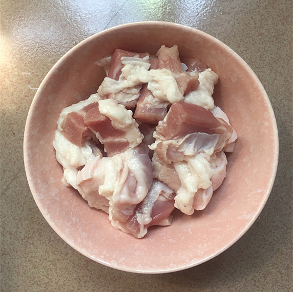 Pork Belly Stewed with Sauerkraut and Frozen Tofu recipe