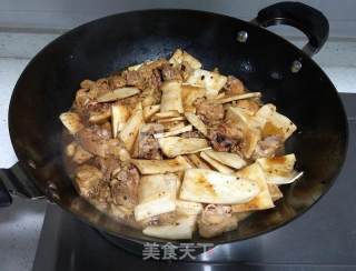 Braised Chicken with Pleurotus Eryngii and Black Bean Sauce recipe