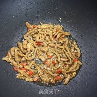 Stir-fried Pork with Soy Sprouts recipe