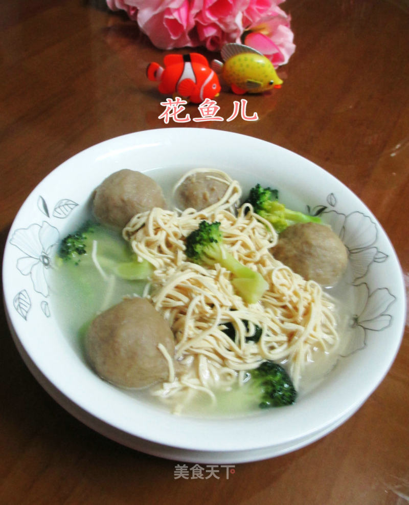 Beef Balls and Broccoli Boiled Dried Shreds recipe