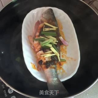 Laoganma Steamed Fish with Tempeh recipe