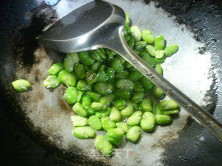 Fried Broad Beans with Mustard and Mushrooms recipe