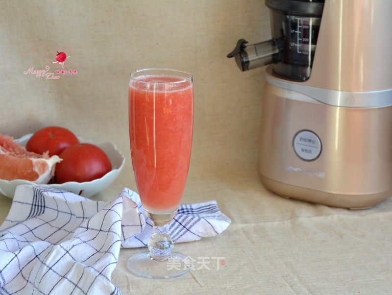 [beijing] Tomato and Grapefruit Juice