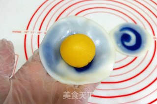 Blue and White Porcelain Snowy Mooncake recipe