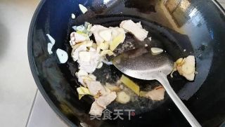 Stir-fried Pork with Black Pepper and Mushroom recipe