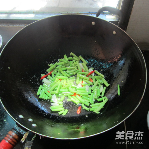 Hot Pepper Cabbage Stem recipe