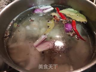 Hu Spicy Lamb's Feet recipe