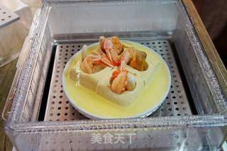 Steamed Custard with Anchovy Prawns, Tofu and Matsutake recipe