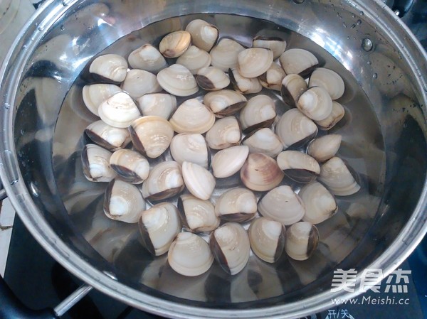 White Shellfish Tofu Fish Head Soup recipe