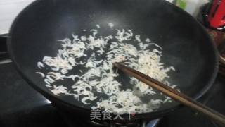 Scrambled Eggs with Shrimp Skin recipe
