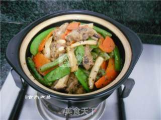 Black Pepper Pork Ribs Mixed Pot recipe