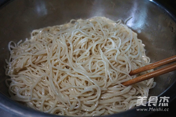 Fried Noodles with Seafood recipe