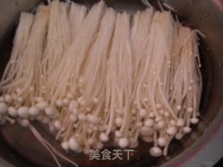 Lean Meat Enoki Mushroom Roll recipe