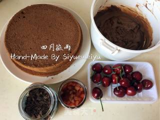 Black Forest Cake (schwarzwaelder Kirschtorte) recipe