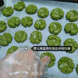 Baked Cookies with Green Sauce recipe