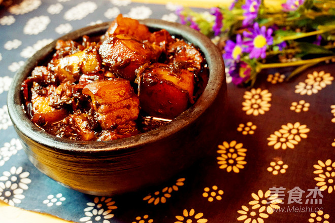 Braised Pork with Sauerkraut recipe