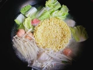 Cook Instant Noodles recipe