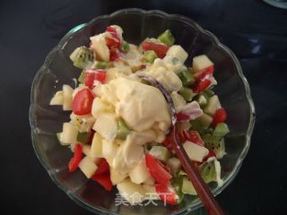 Fruit Salad Bread Cup recipe