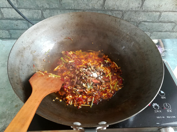 Fried Escargot with Basil recipe