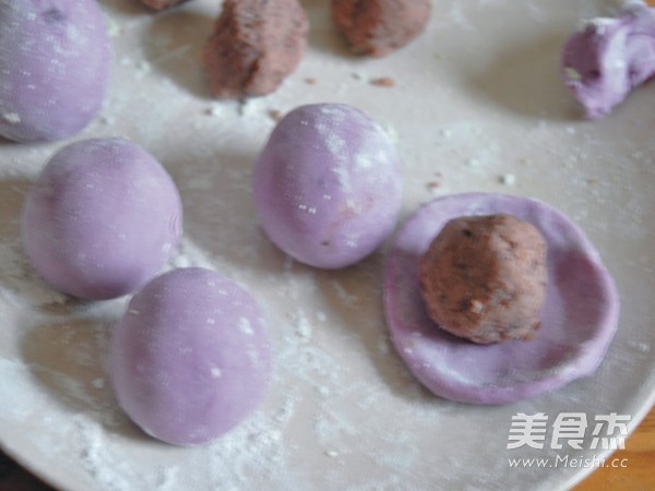 Purple Potato Bean Paste Dumpling recipe