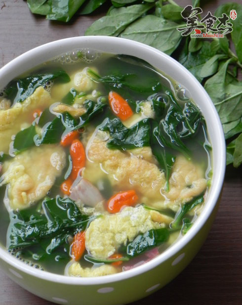 Wolfberry Leaf Rolled Egg Skin Soup recipe