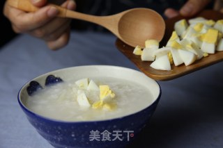 Autumnal Equinox Health Congee: White Pear, Egg and Fresh Rice Congee recipe