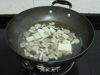 Mushroom Rape Tofu Soup recipe