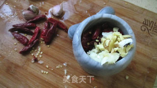 Autumn Spicy Fragrant Spicy Pork Ribs with Mushrooms recipe