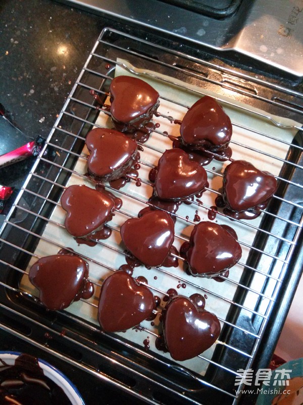 Chocolate Drenched Love Heart Cake recipe