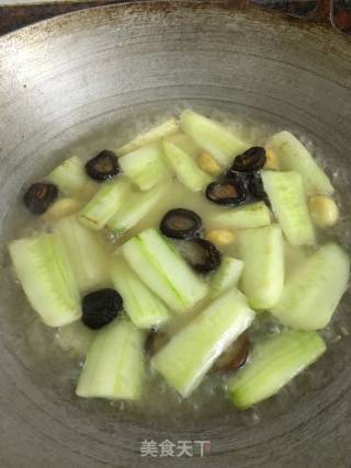 Stewed Cucumber with Mushrooms recipe