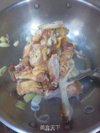 Refreshing Chicken Stewed with Mushrooms recipe