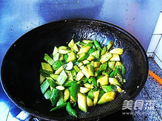 Stir-fried Dry Cucumber recipe