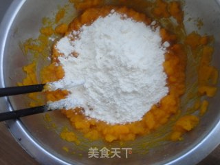 Fluffy Pumpkin Hair Cake recipe