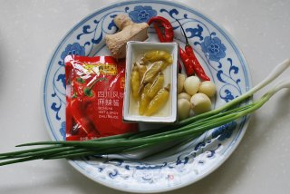 A Little Trick to Make A Mellow and Delicious "hot and Sour Taste"-home Cooking [eel Vermicelli Pot] recipe