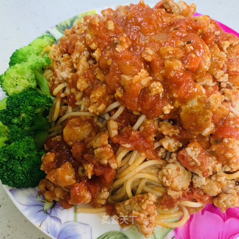 Spaghetti with Tomato Meat Sauce-home-made Dishes are Enough Food recipe