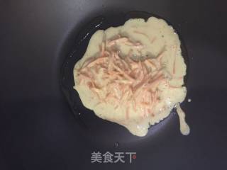 Kuaishou Shredded Carrot Egg Cake recipe