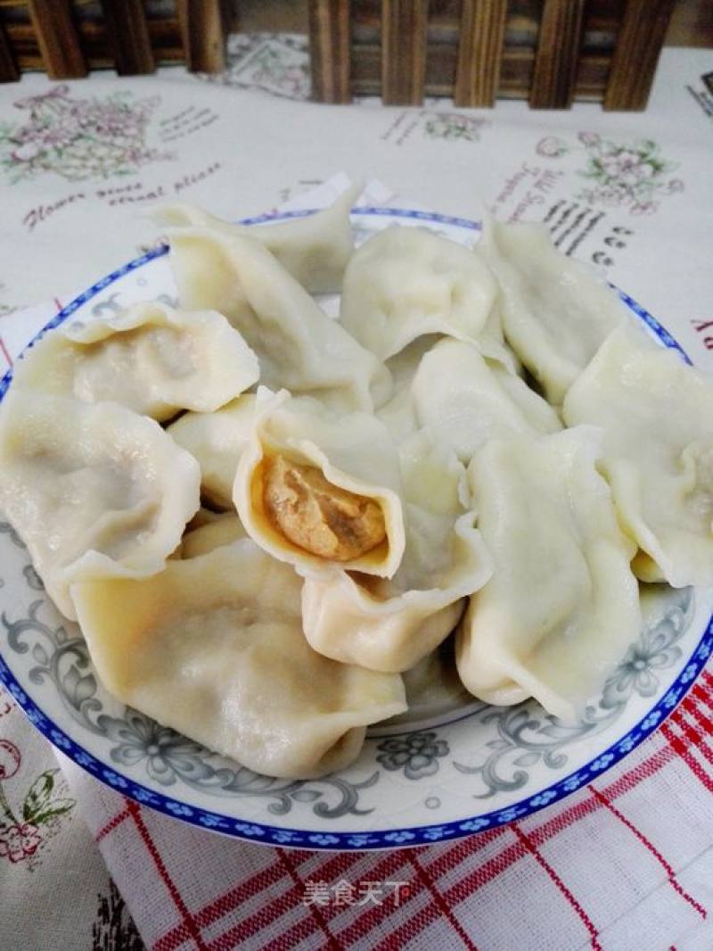 Dumplings Stuffed with White Radish and Pork recipe