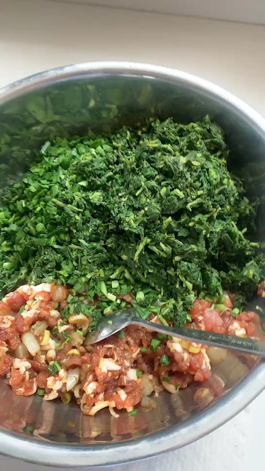 Alfalfa Haw Seafood Meat Bun recipe