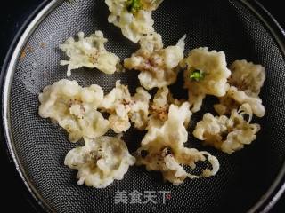 Fried Pear Blossom recipe