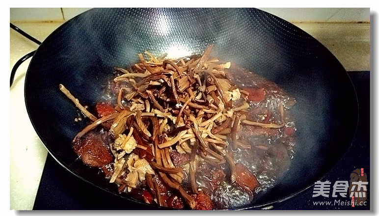 Braised Wild Pork recipe