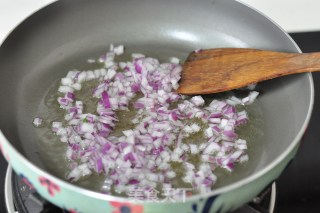 Stir-fried Pasta with Garlic recipe