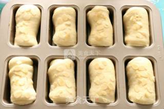 #新良第一节烤大赛#condensed Milk Buns (medium Species) recipe