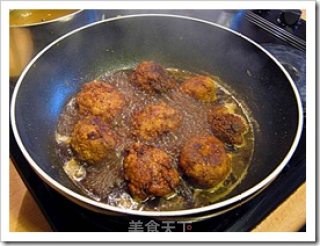 Meat Ball with Soy Sauce recipe