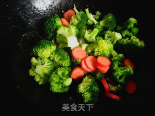 Vegetarian Stir-fried Broccoli recipe