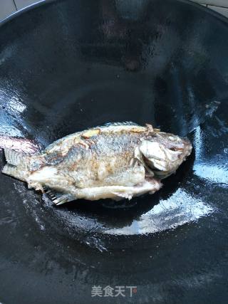Sweet and Sour Crucian recipe