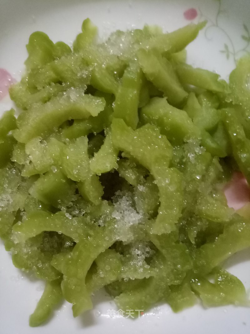 Bitter Melon Mixed with White Sugar recipe