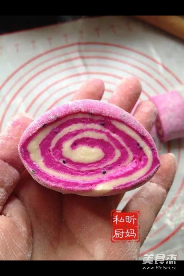 Pitaya Color-changing Buns recipe